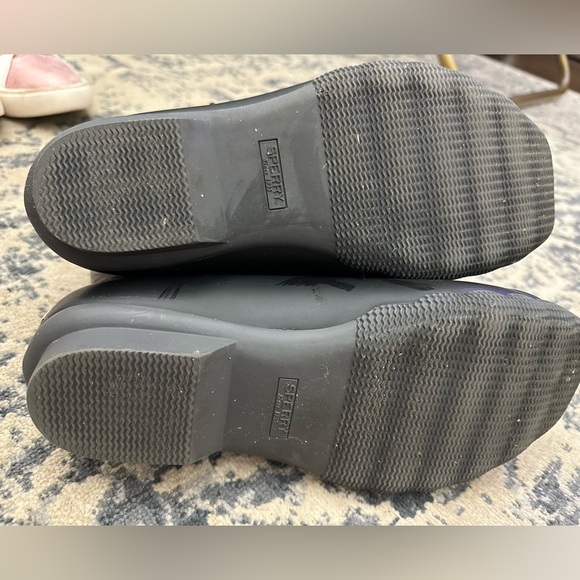 Women’s Sperry Duck Boots - Picture 4 of 6